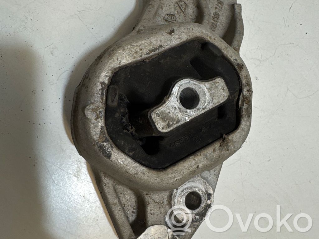 Ram 1500 Engine mount bracket 