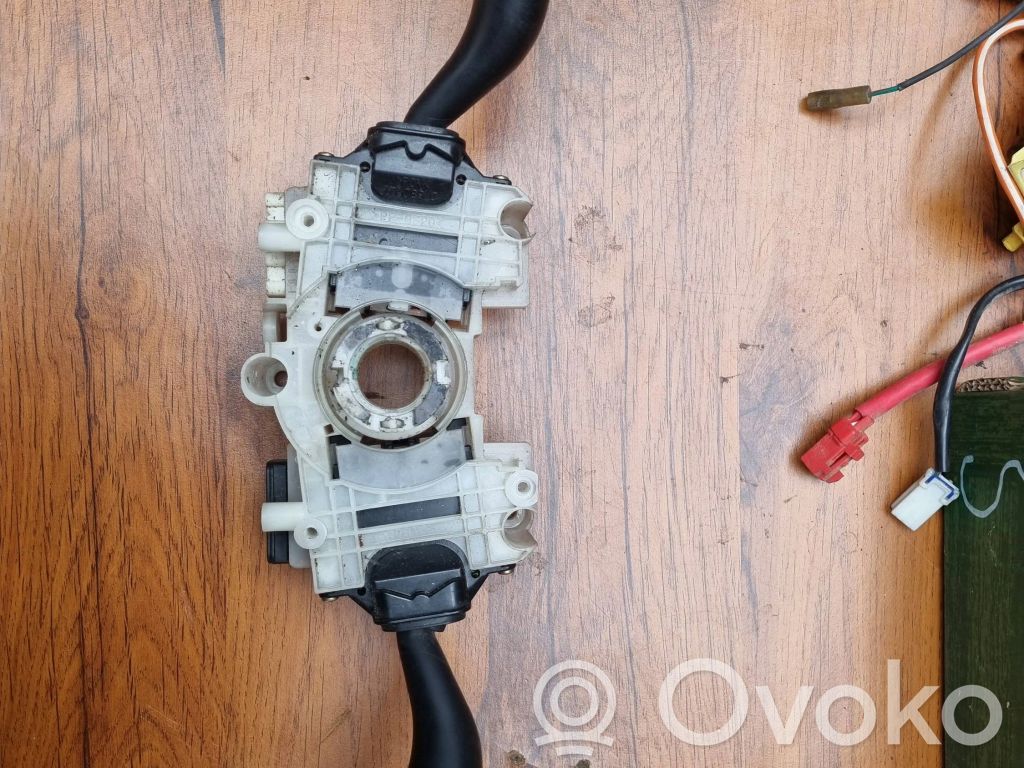 Mazda 323 Rokturu komplekts 