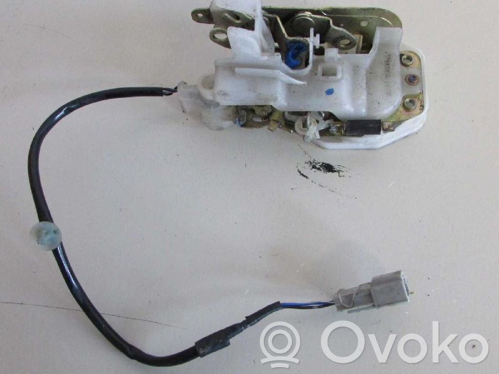 Tie down hook / loop   11369