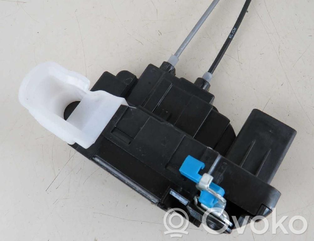 Hyundai i20 (PB PBT) Front door lock 