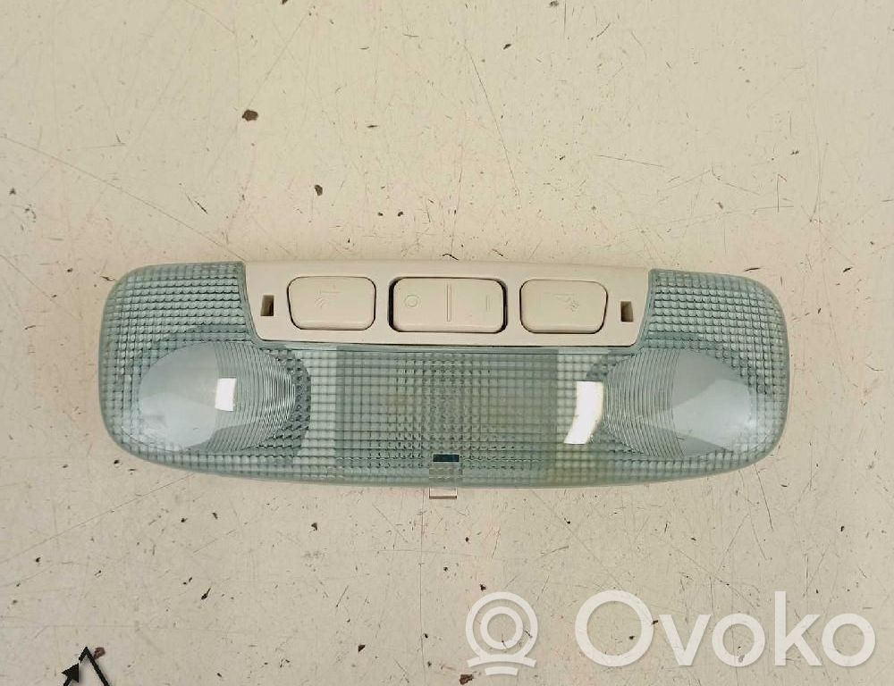 Éclairage lumière plafonnier avant   8A6A