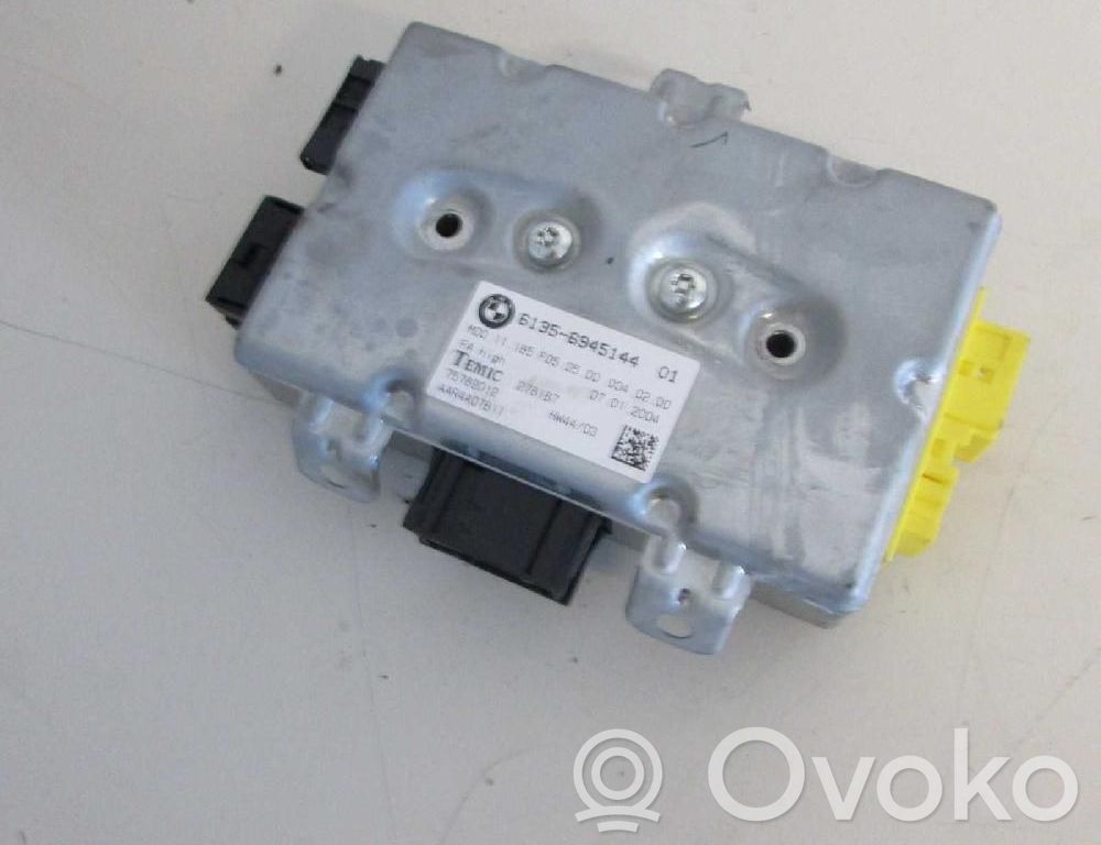 Module de contrôle airbag   61356945144