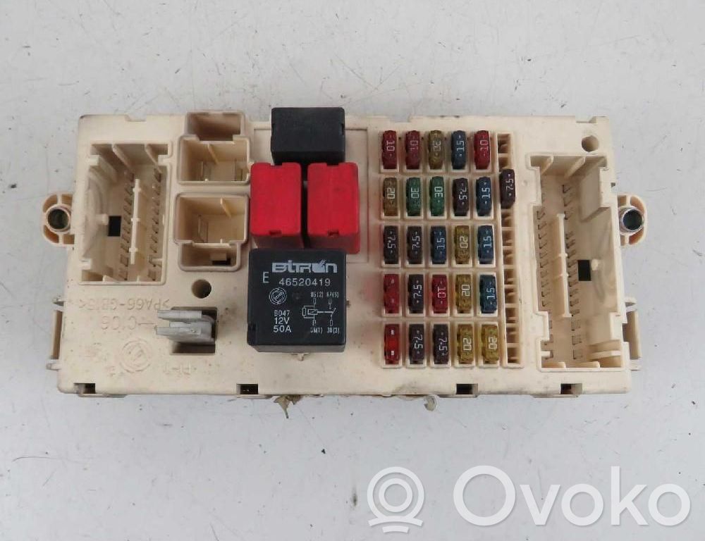 Alfa Romeo GT Fuse box set 