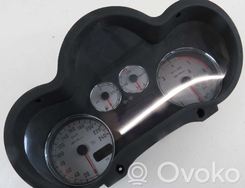 Alfa Romeo 147 Velocímetro (tablero de instrumentos) 