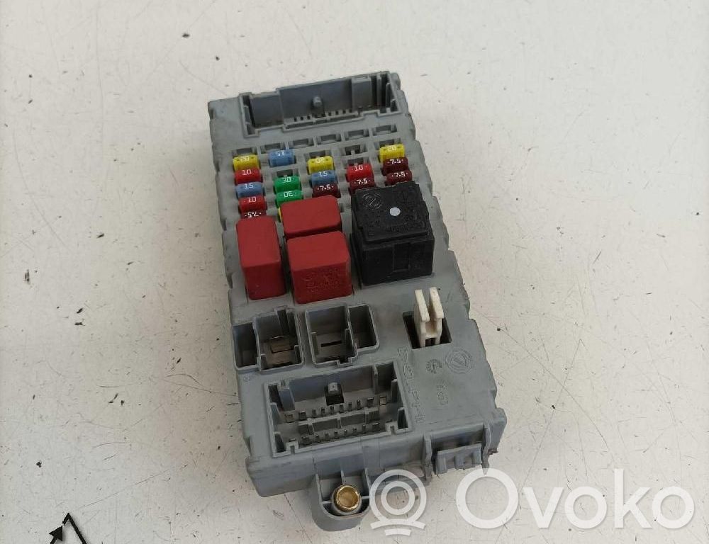 Fiat Idea Drošinātāju kaste (komplekts) 