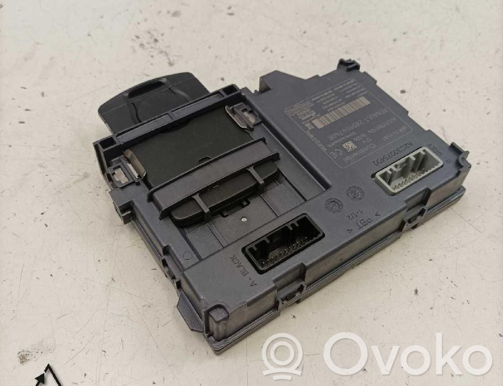 Renault Clio IV Ignition key card reader 