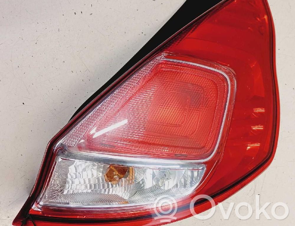 Ford Fiesta Lampă spate în caroserie 