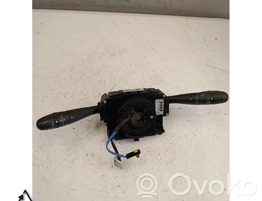 Peugeot 207 Light switch 