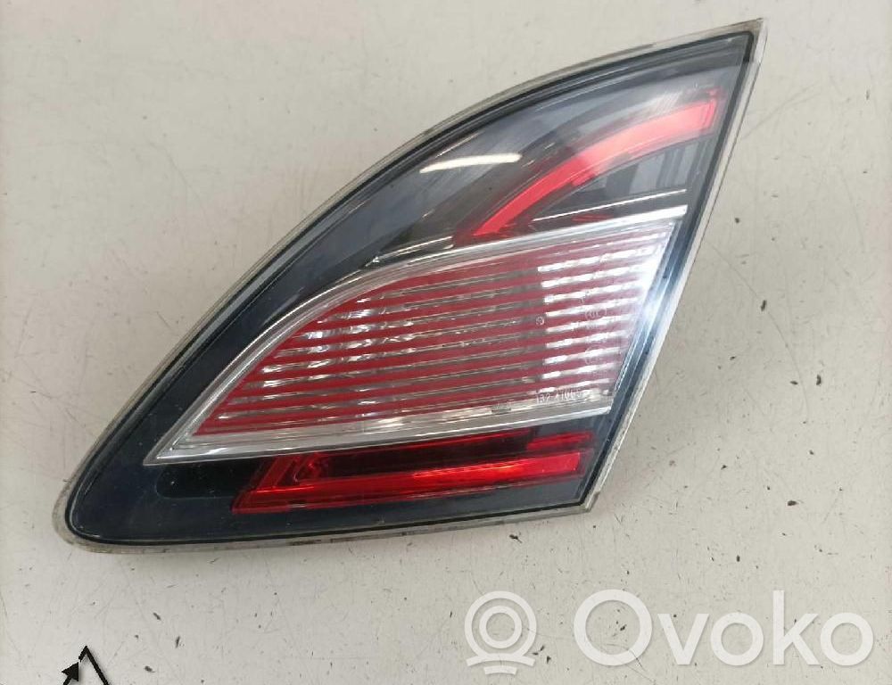 Mazda 6 Lampă spate în capacul portbagajului 