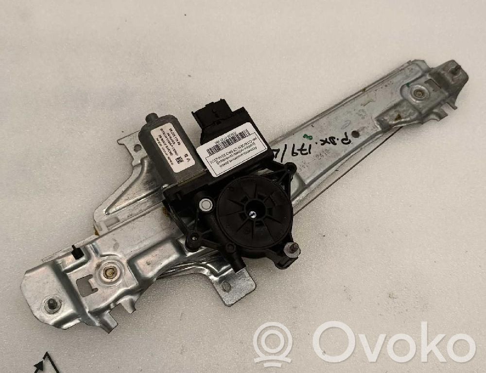 Citroen C3 Ręczny podnośnik szyby drzwi tylnych 
