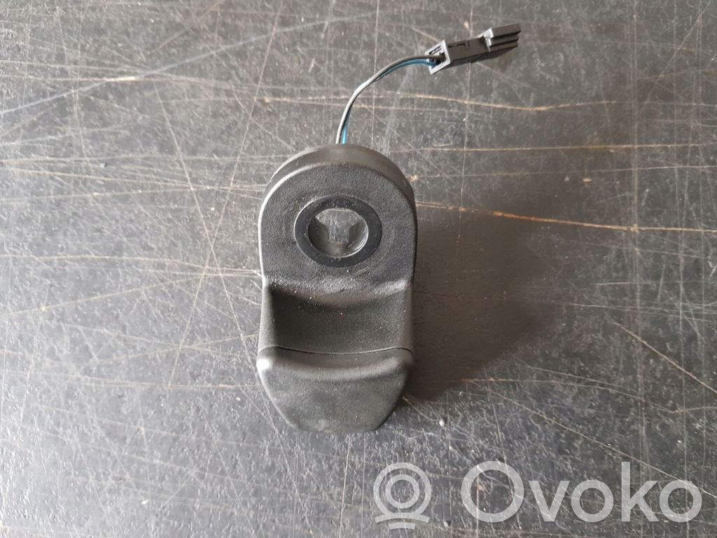 BMW 3 E90 E91 Rear glass lock/latch 