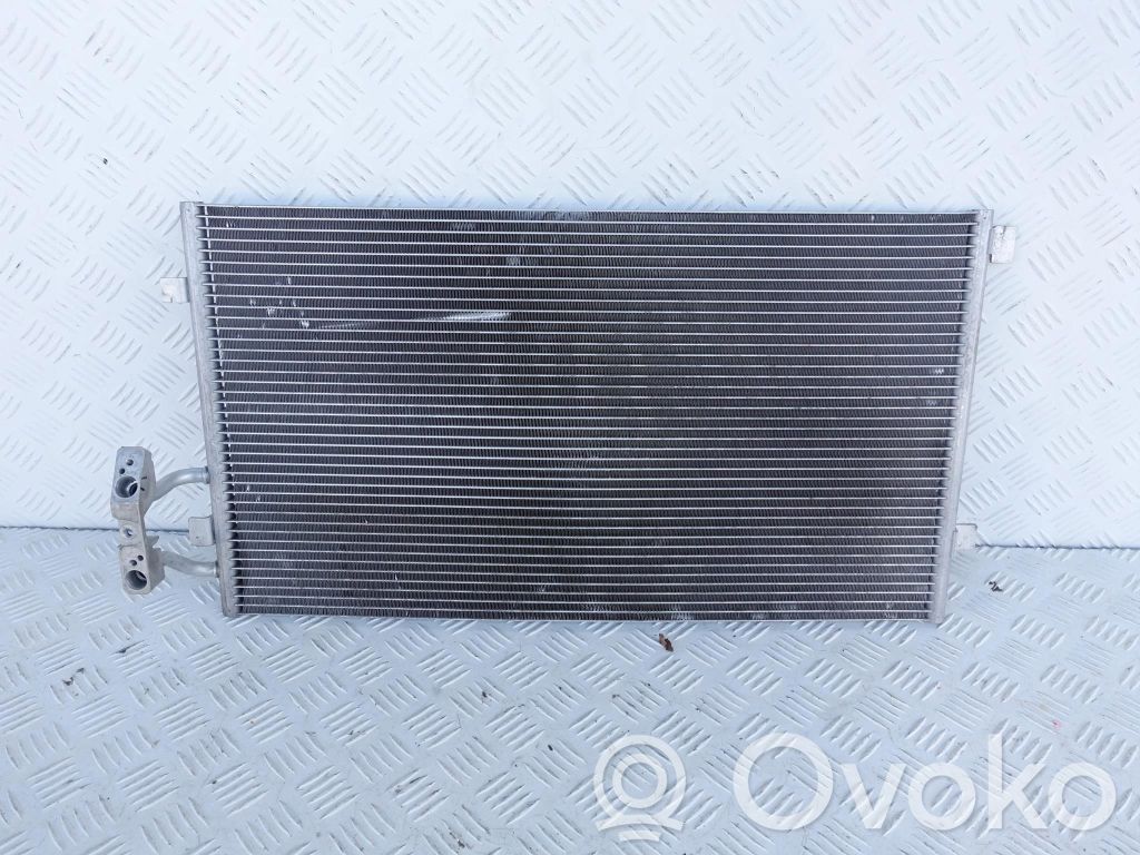 BMW i3 Radiator răcire A/C (condensor) 