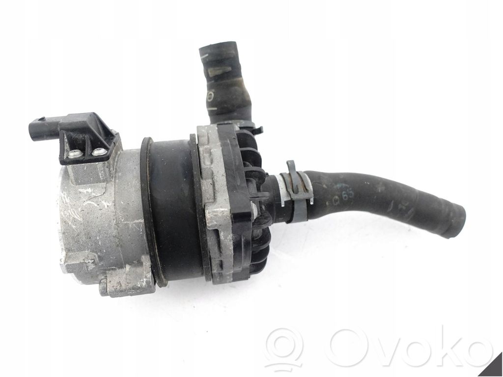 Vesipumppu   4G0145921P,445KW,8K0965567A
