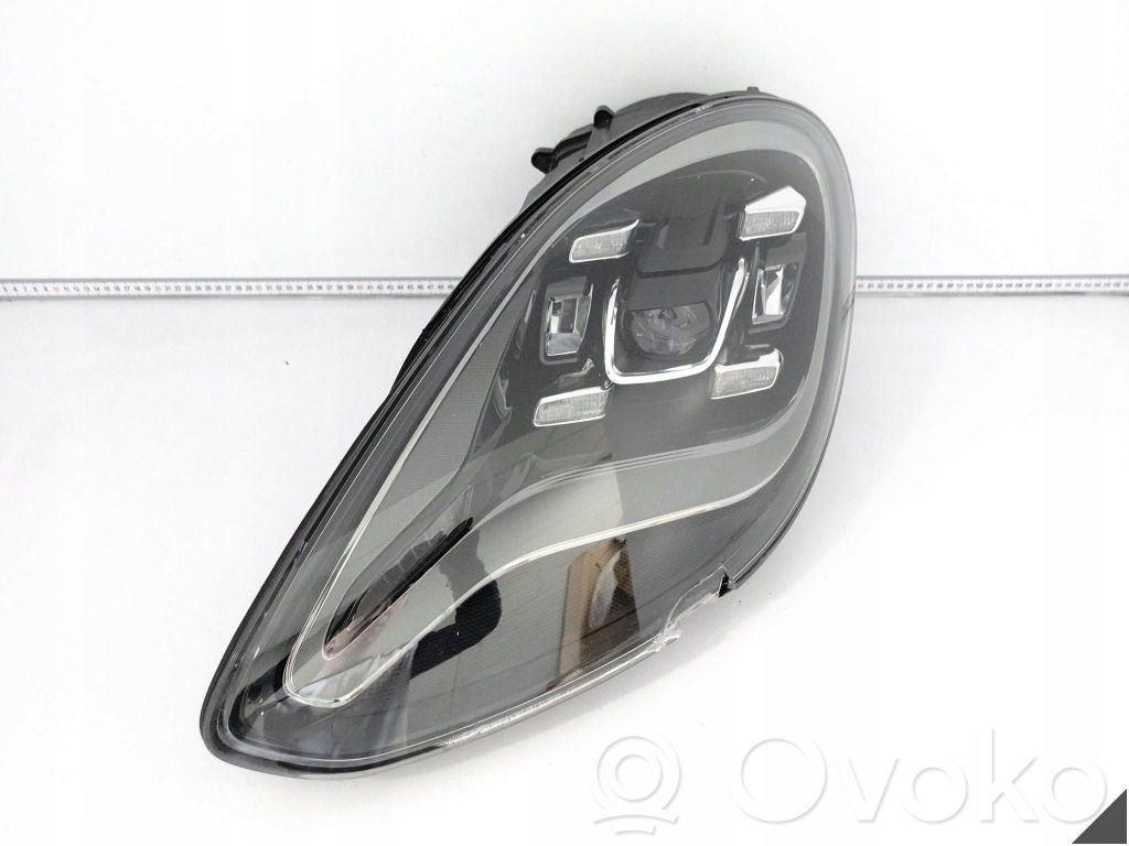 Porsche Panamera (971) Lampa przednia 