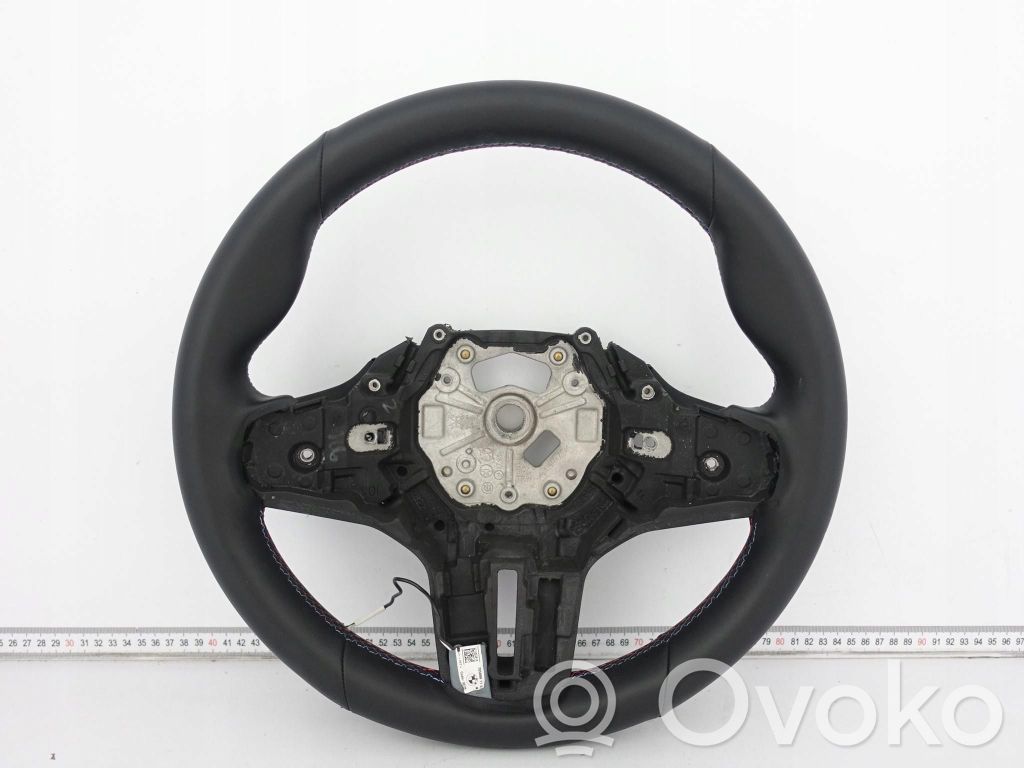 Steering wheel   26510915,62654254,735889,9882677,9882679,9882680