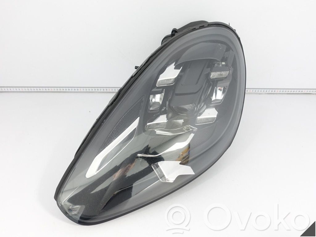 Porsche Cayenne (9Y0 9Y3) Scheinwerfer 