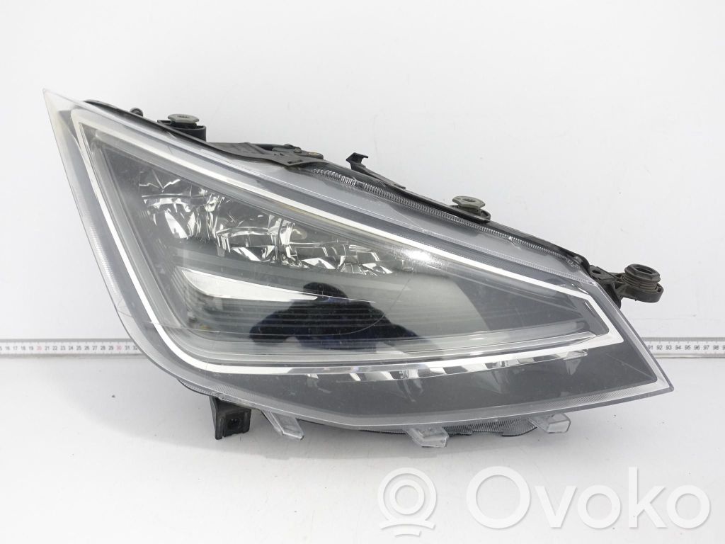 Seat Ibiza V (KJ) Lampa przednia 