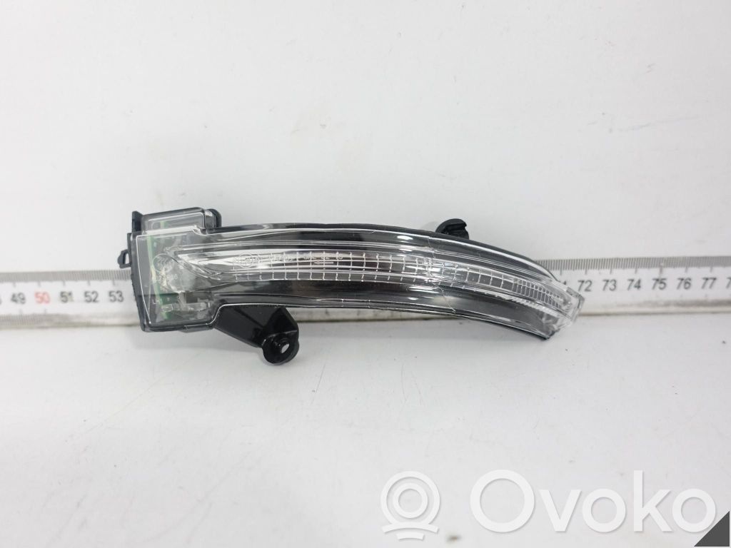 Renault Captur II Indicatore specchietto retrovisore 