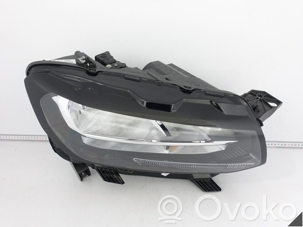 Citroen Berlingo Lampa przednia 