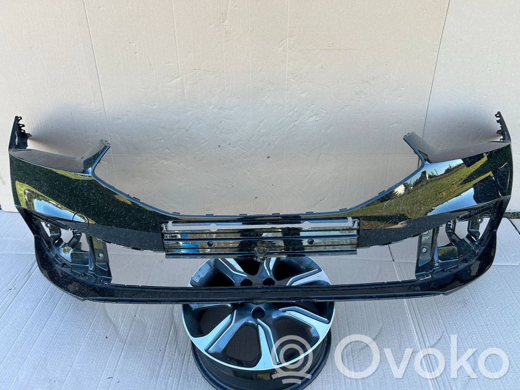 Front bumper   5FA807221,2150201