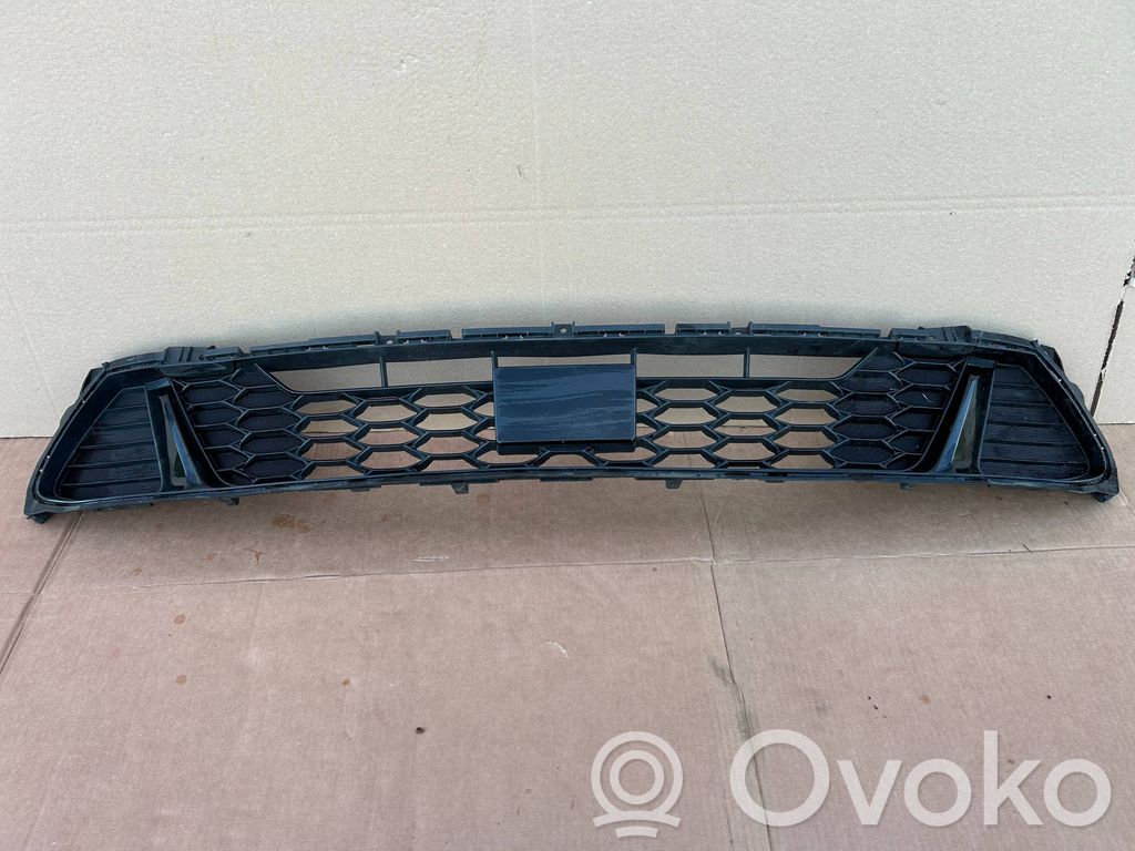 KIA Ceed Front bumper lower grill 