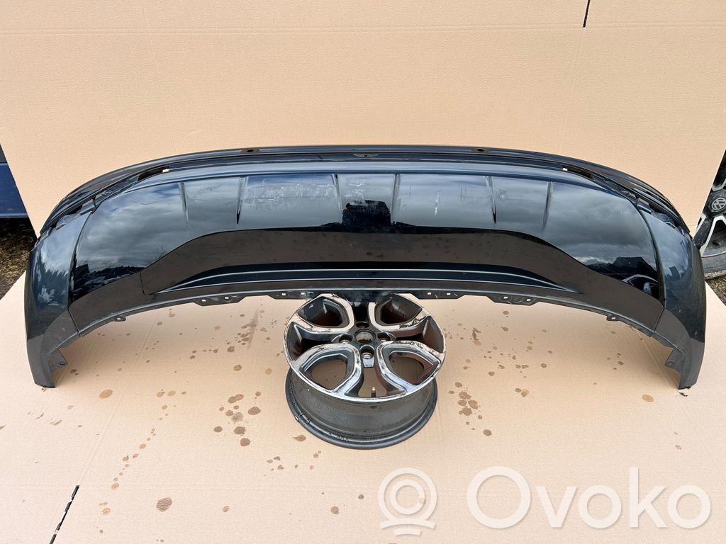 Audi Q8 e-tron Bamperis 