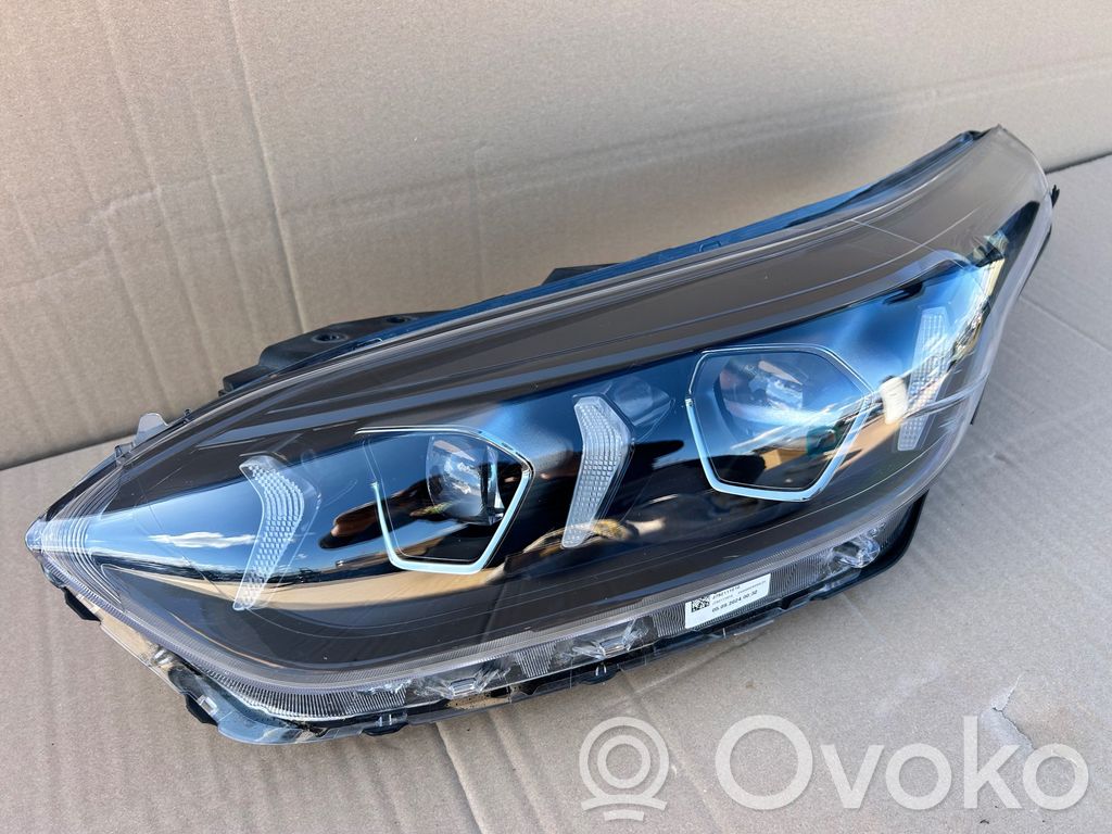Headlight/headlamp   J792161510,J792111010,92101J7500