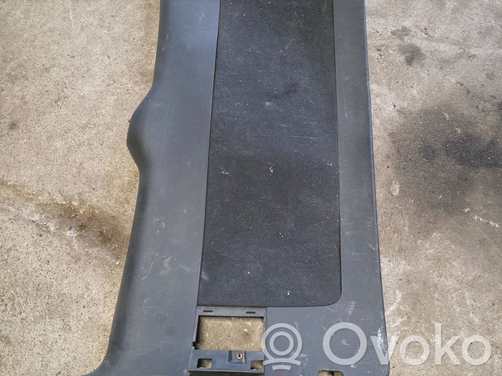 Seat Alhambra (Mk1) Tailgate trim 