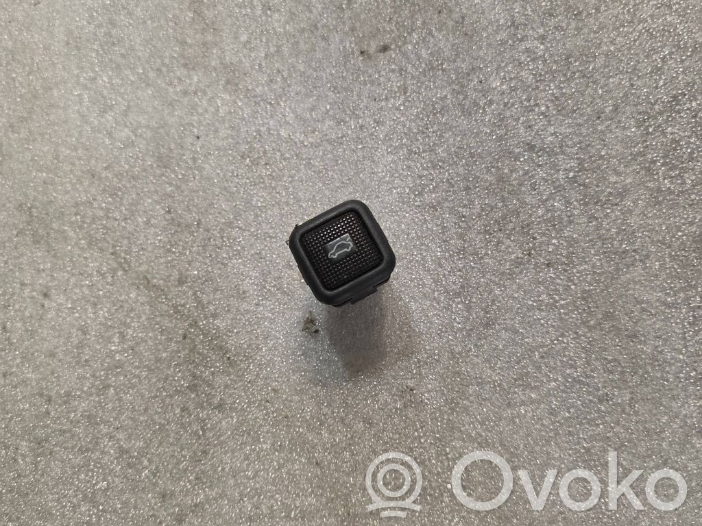 Botón interruptor de maletero abierto   1H0959855D