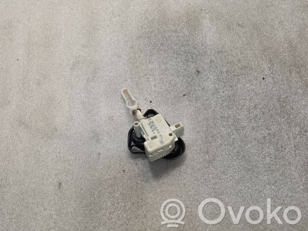 Audi A4 S4 B6 8E 8H Central locking motor 