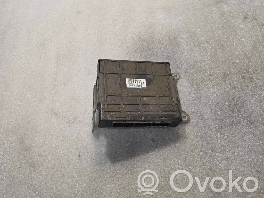 Engine control unit/module   MR420431,E2T72881H3