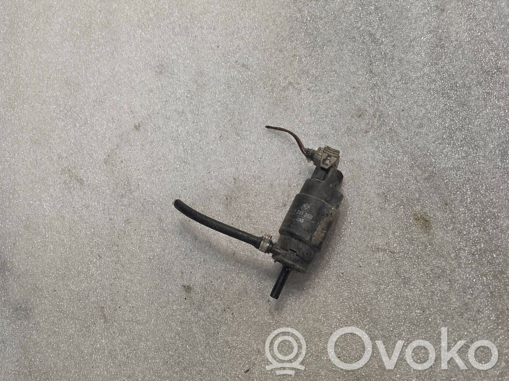 BMW 5 E34 Windscreen/windshield washer pump 