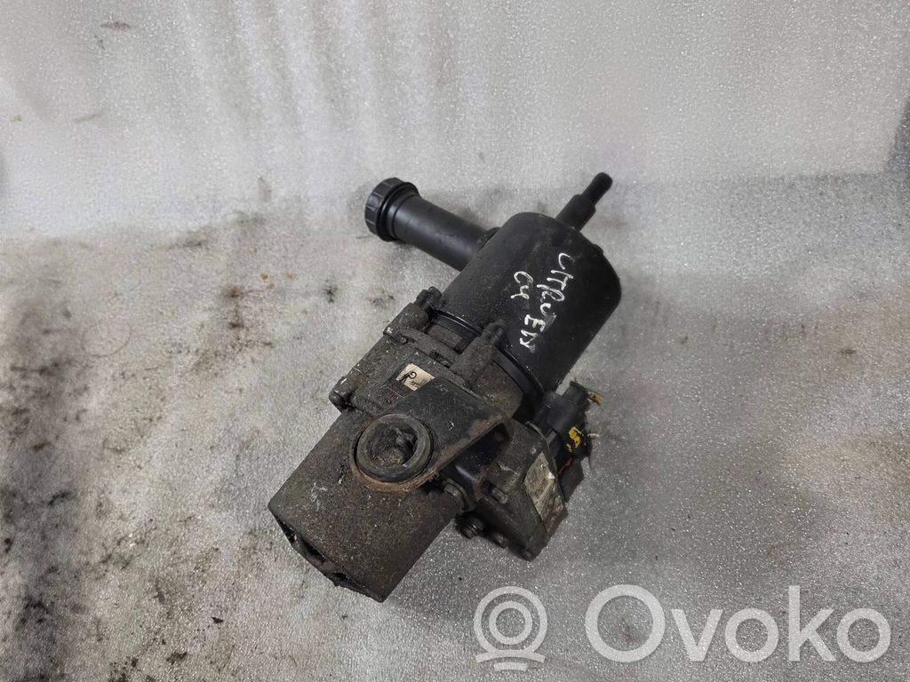 Citroen C4 I Ohjaustehostimen pumppu 