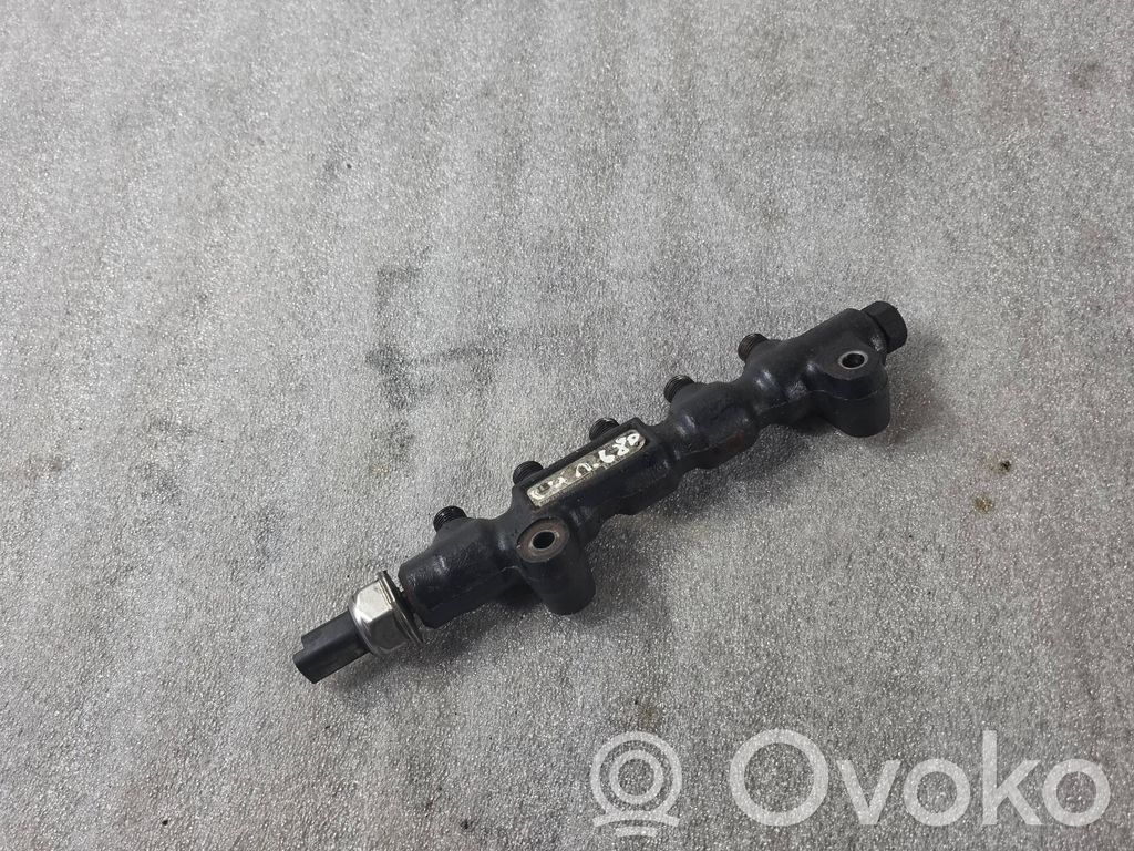 Fuel main line pipe