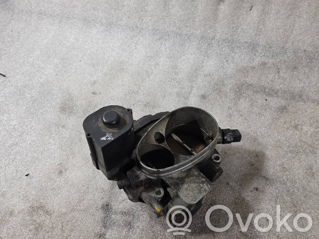 Audi A8 S8 D2 4D Droselinė sklendė 