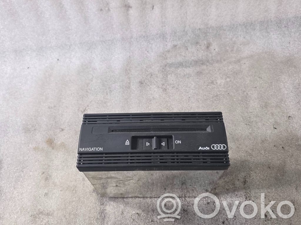 Audi A8 S8 D2 4D Stacja multimedialna GPS / CD / DVD 