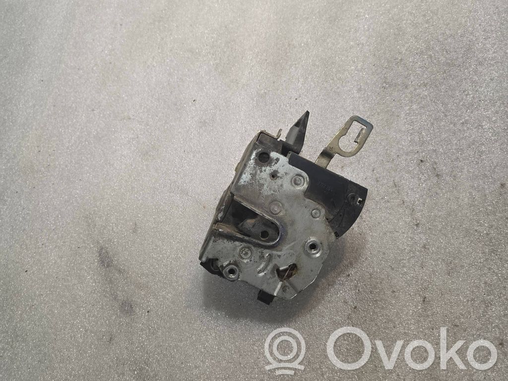 BMW 3 E36 Front door lock 