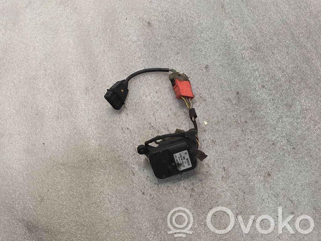 Audi A6 S6 C4 4A Motor/actuator clapetă aer 