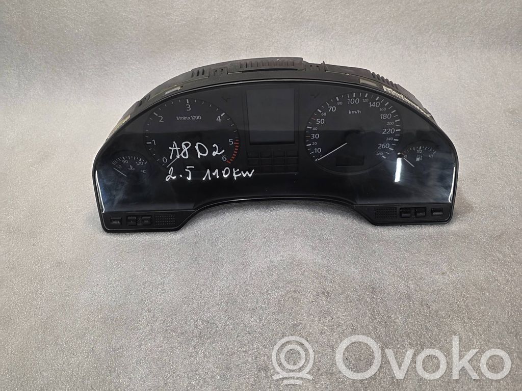 Audi A8 S8 D2 4D Speedometer (instrument cluster) 