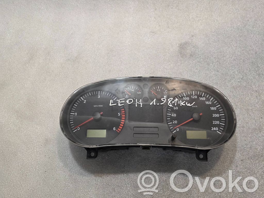 Seat Leon (1M) Speedometer (instrument cluster) 