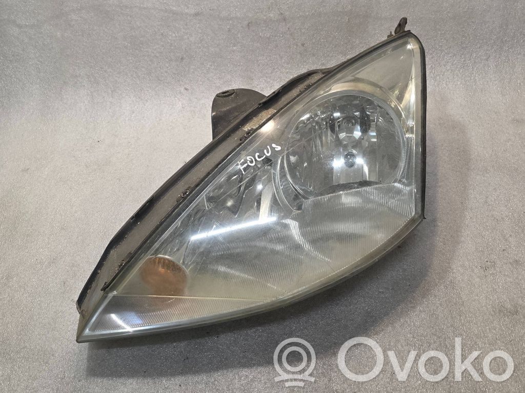 Ford Focus Headlight/headlamp 