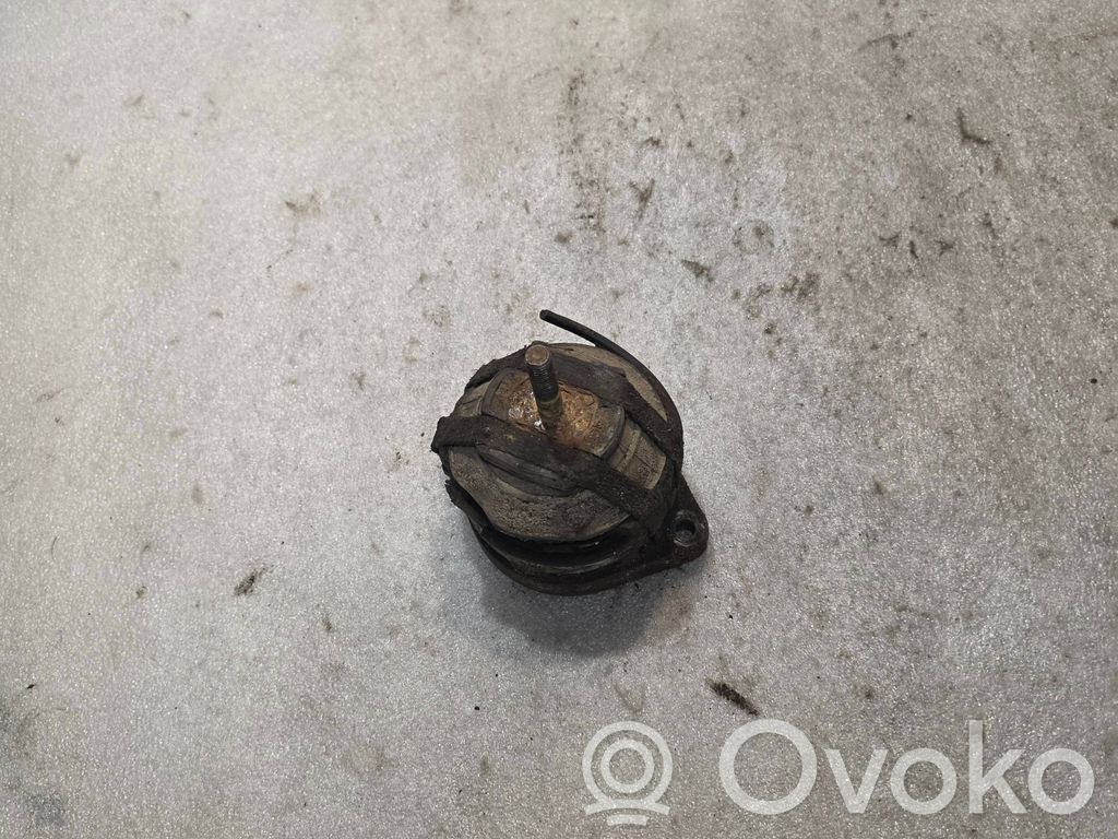 Audi A8 S8 D2 4D Gearbox mount 