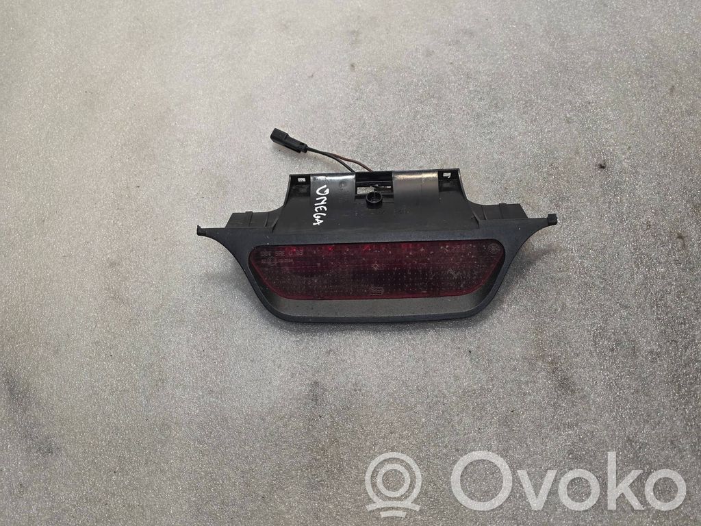 Opel Omega B2 Third/center stoplight 