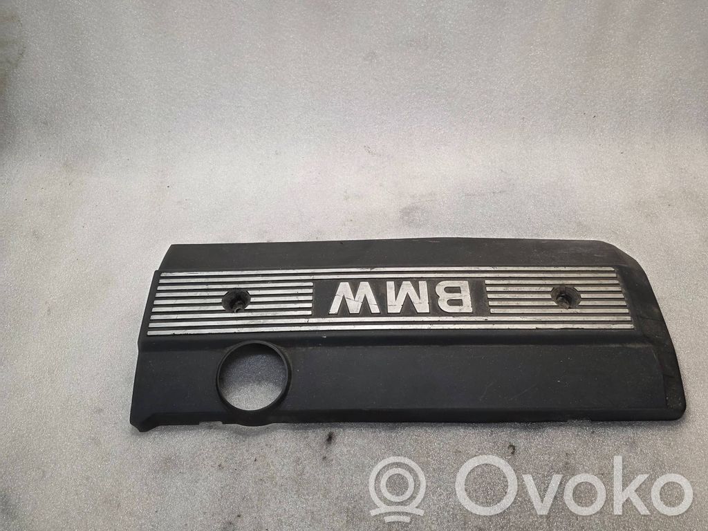 Cubierta del motor (embellecedor)   11121748633