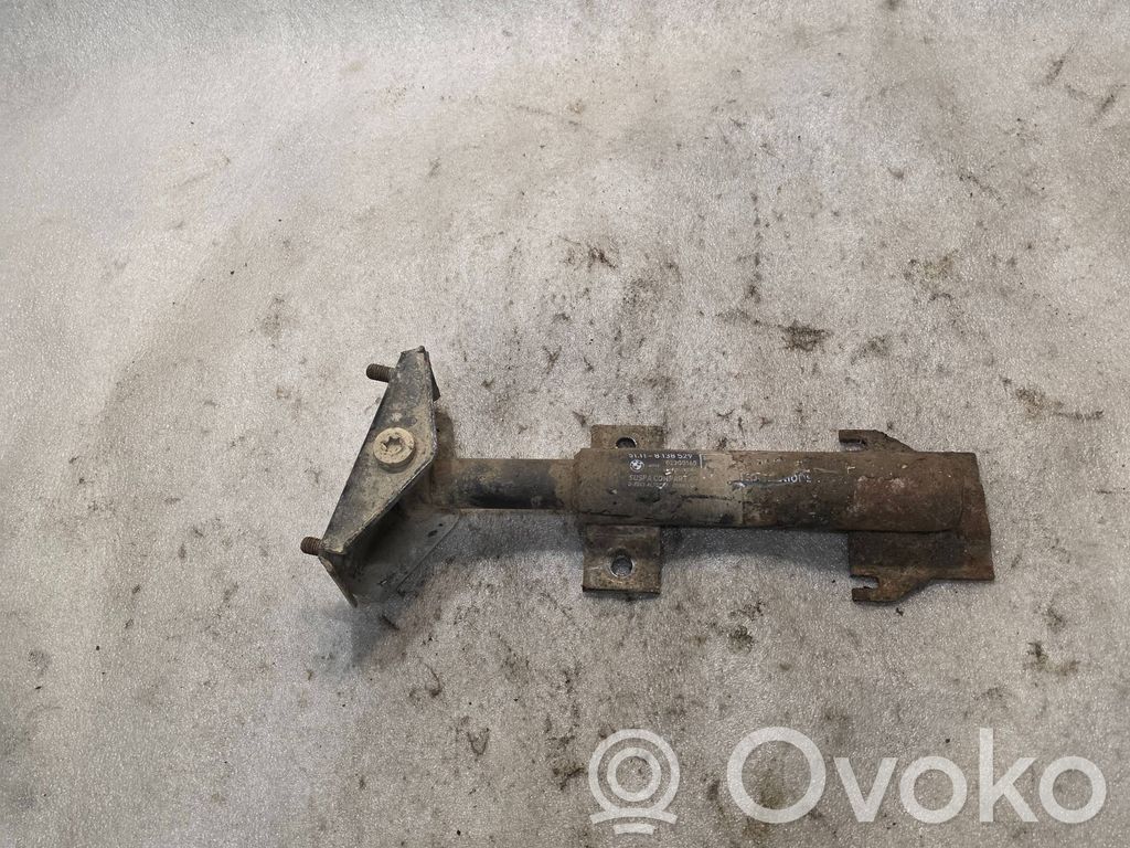 BMW 5 E34 Front bumper mounting bracket 