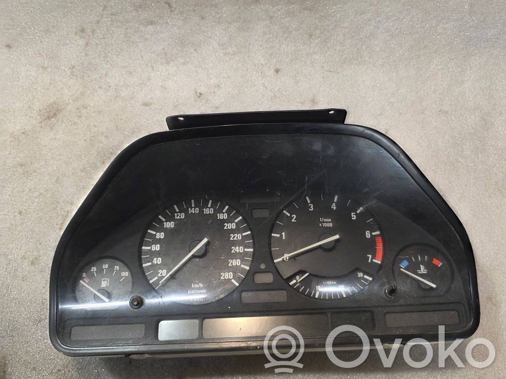 BMW 5 E34 Speedometer (instrument cluster) 