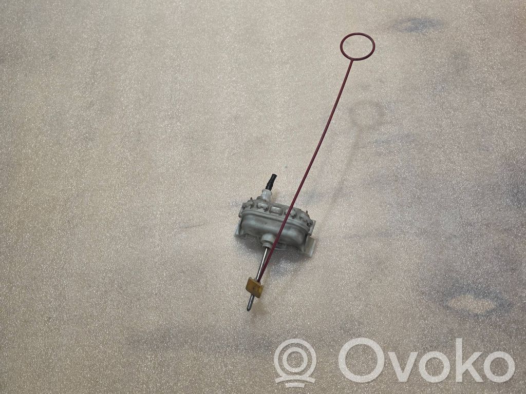Audi A8 S8 D2 4D Pompă vacuum închidere centralizată 