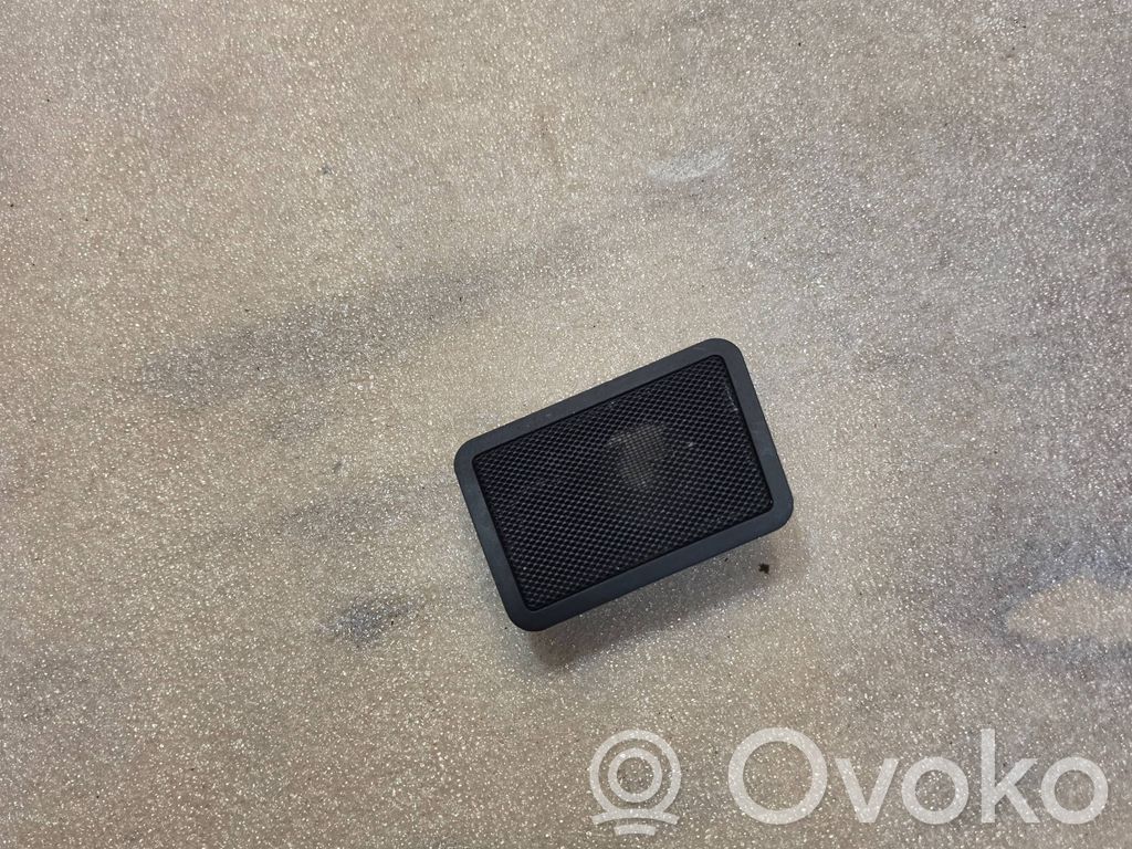 BMW 7 E38 Front door speaker 