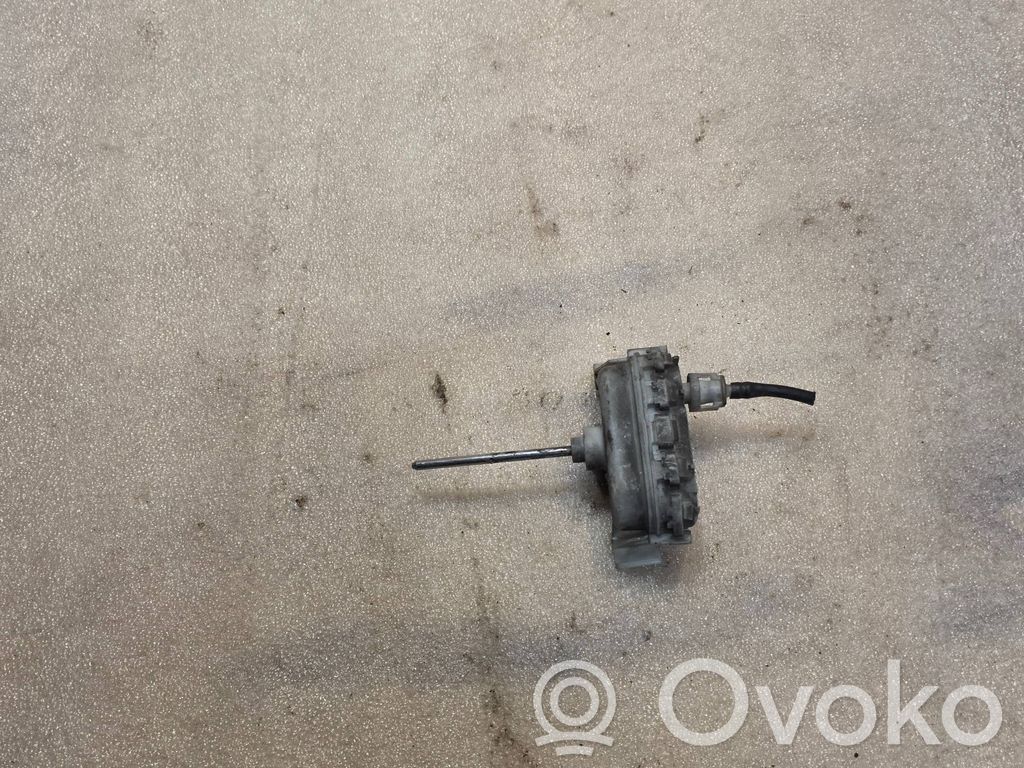 Audi A8 S8 D2 4D Central locking vacuum pump 