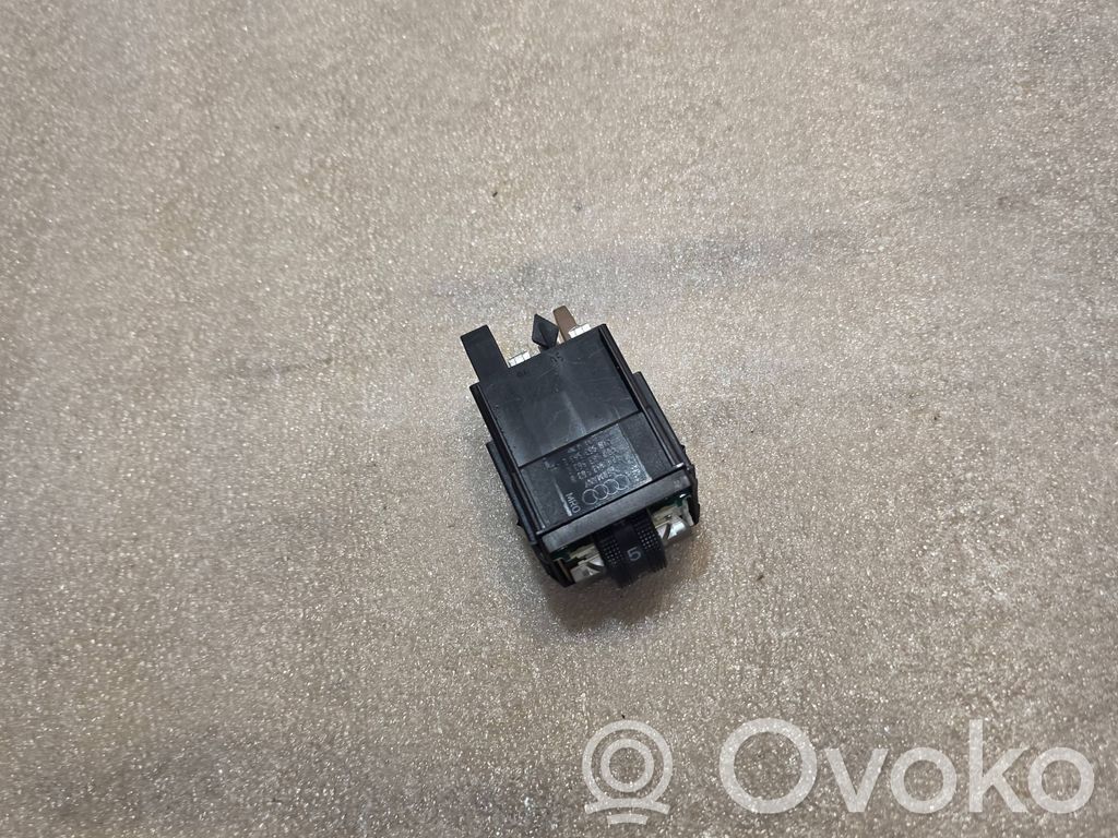 Audi A8 S8 D2 4D Comutator încălzire scaune 